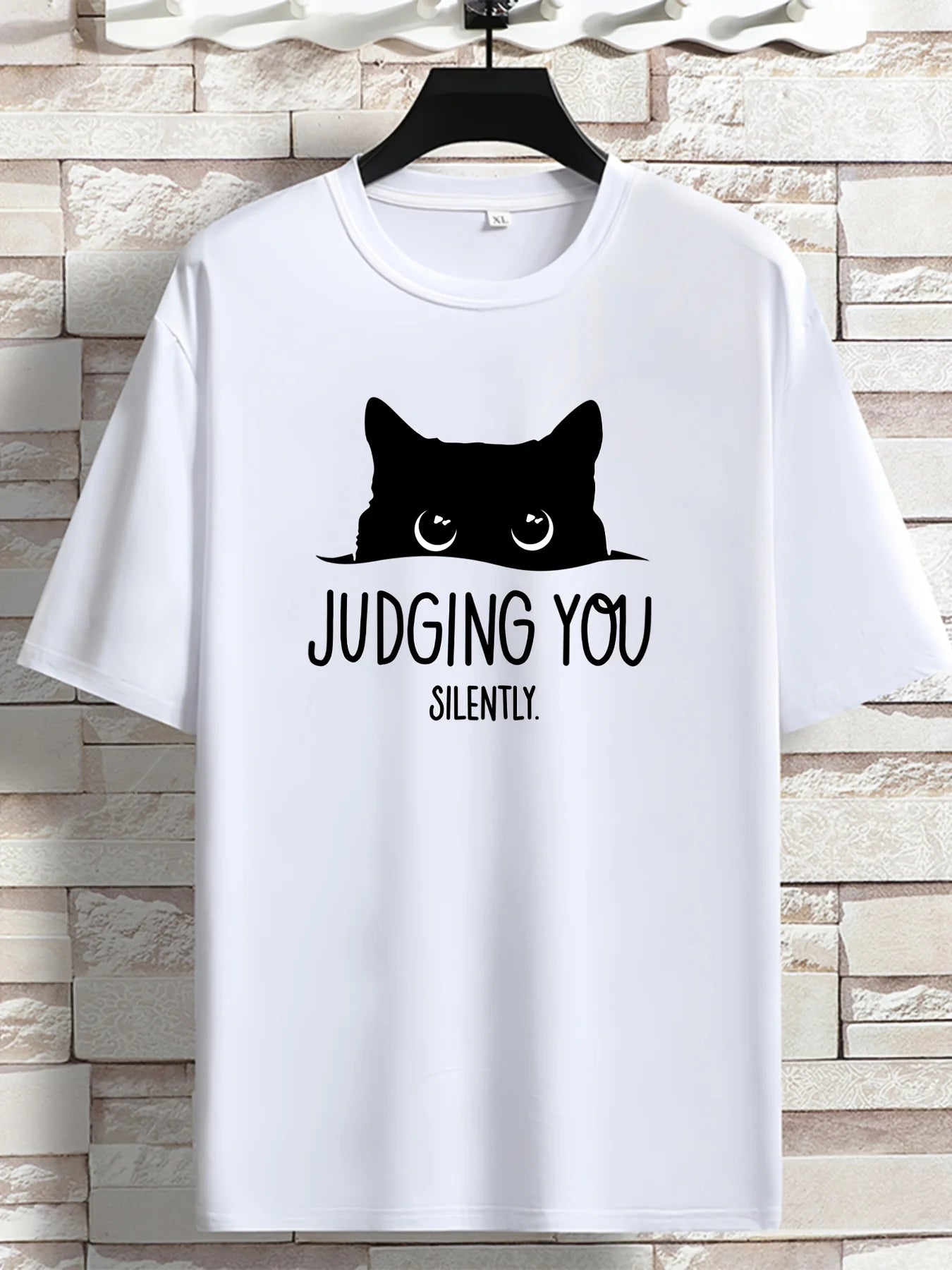 JUDGING YOU SILENTLY' Cat Print Loose T-shirt, Women Short Sleeve Crew Neck Tops, Casual Clothing for Spring Summer