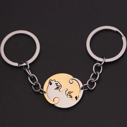 Cute Hug Cat Keychain Creative Patchwork Heart Round Keyring Couple Lovers Key Chains Bag Pendant Car Keyholder Accessories Gift