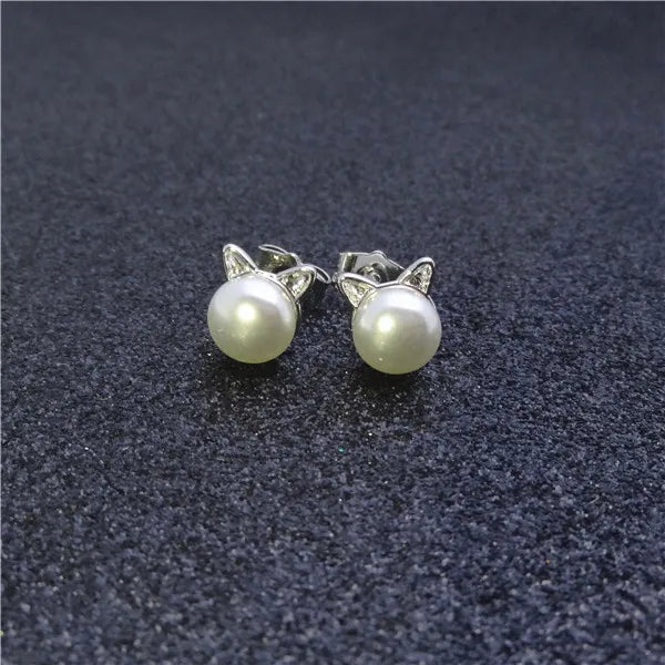 Unique Playful Cat Head Imitation Pearl Earrings - Stylish Gift for Girls & Teenagers Perfect for Parties Christmas or Birthdays
